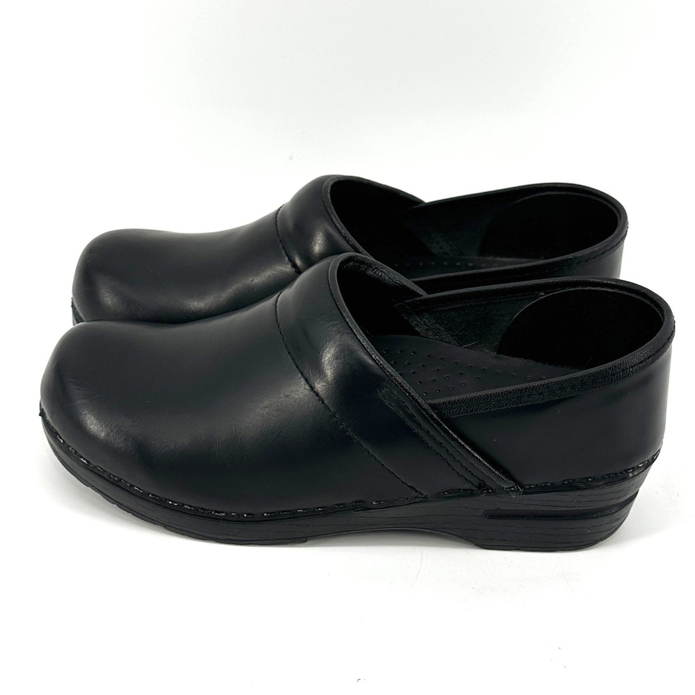 Dansko Professional Clogs Women 39 8.5-9 US Black Leather Solid Comfort Slip On - Picture 3 of 8
